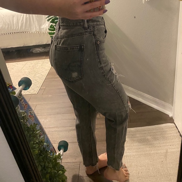 Distressed grey jeans, rarely worn - Picture 2 of 3